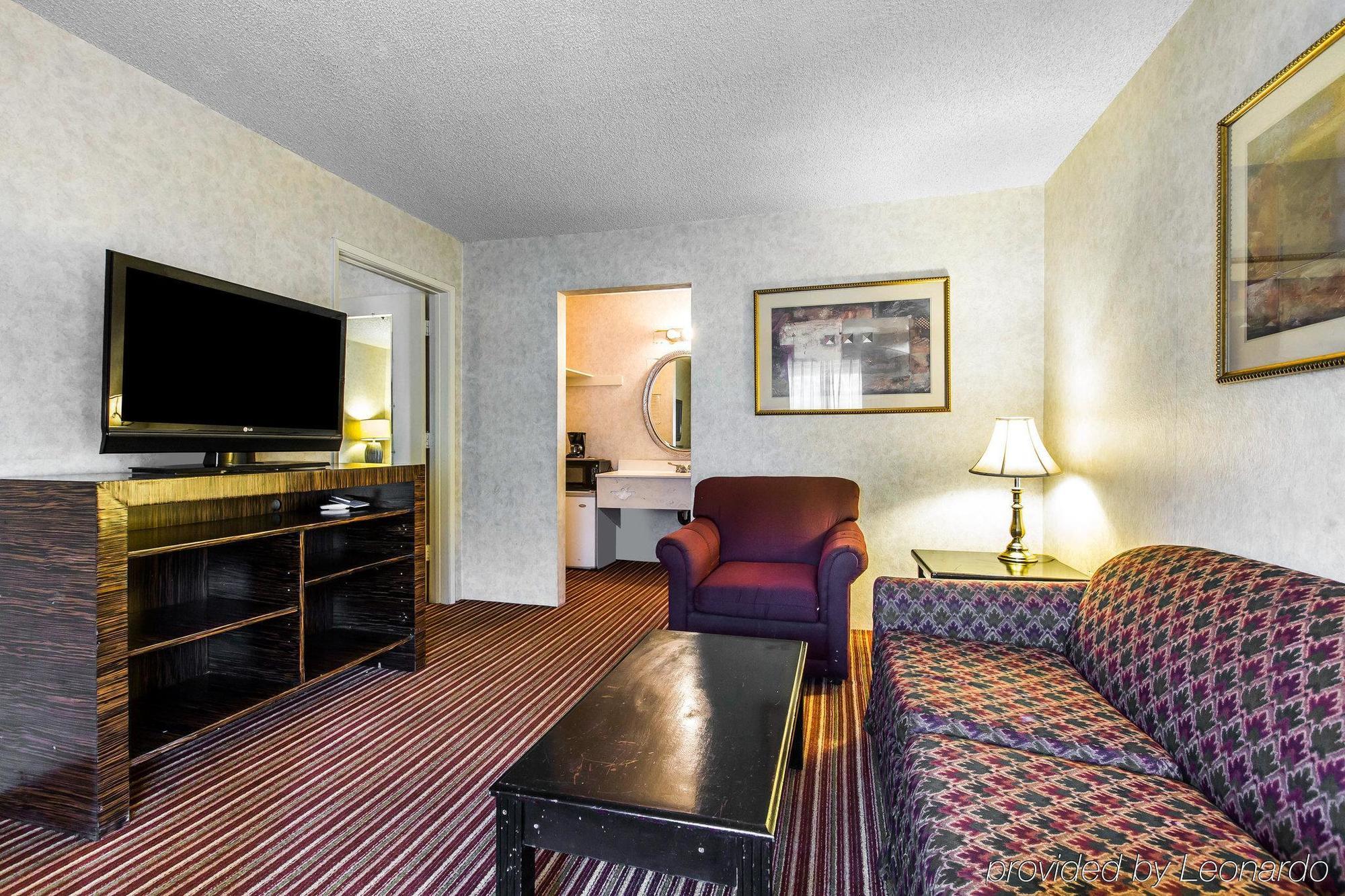 Rodeway Inn & Suites El Cajon San Diego East ภายนอก รูปภาพ